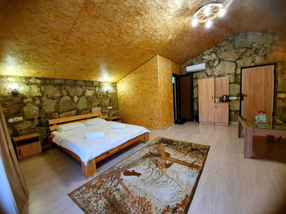 Bed, Photo of the whole room, Bedroom, wardrobe