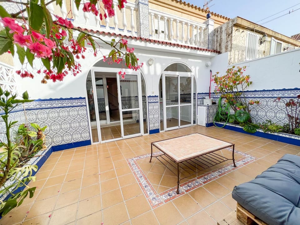 Patio, Balcony/Terrace