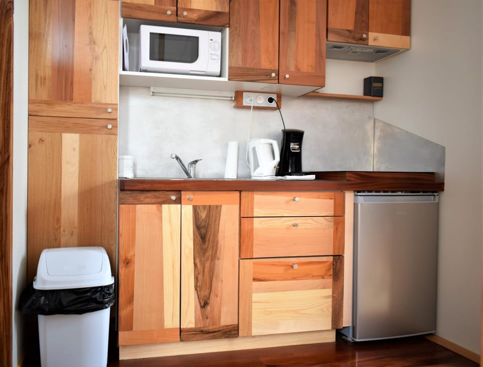 Studio sympa et très calme entre canal et Loire Apartment in Auvergne-Rhône-Alpes