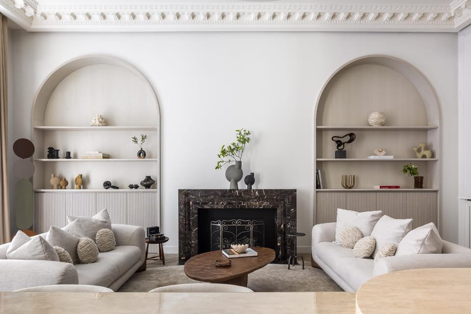 Living room, Seating area