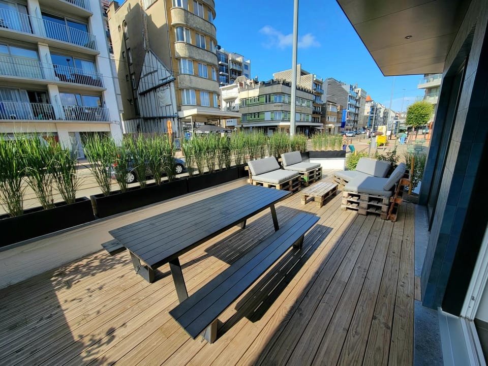 Family apartment on the ground floor with terrace - Panne A Côte Apartment in De Panne
