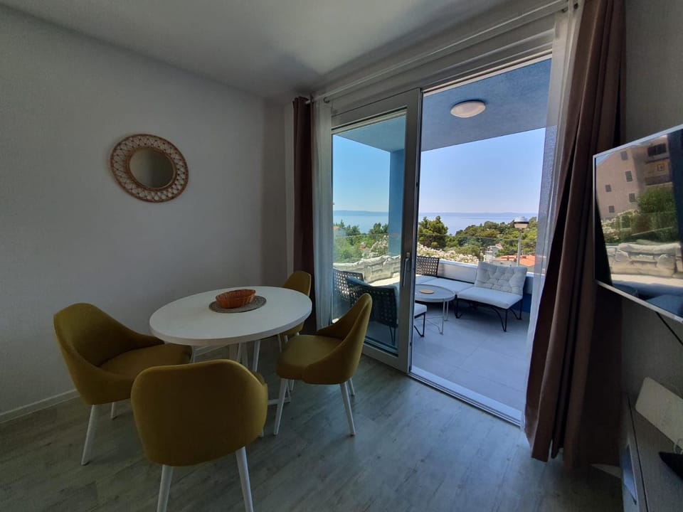 Balcony/Terrace, Dining area