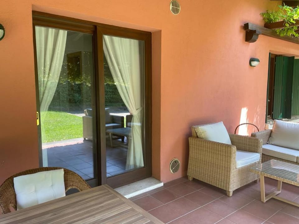 Patio, Garden, Balcony/Terrace, Dining area, Garden view