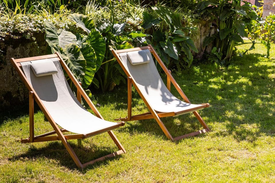 Off site, Garden