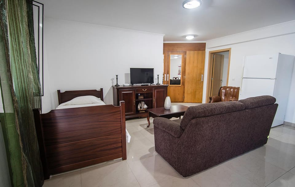 Costa & Isaias Apartamentos Apartment hotel in Azores District