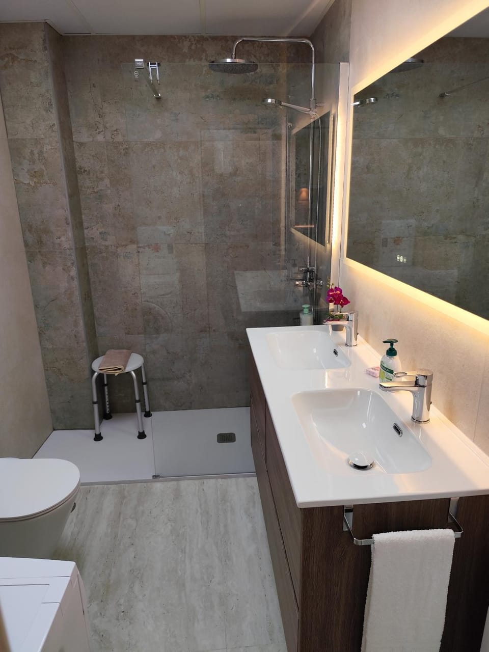 Shower, Bathroom