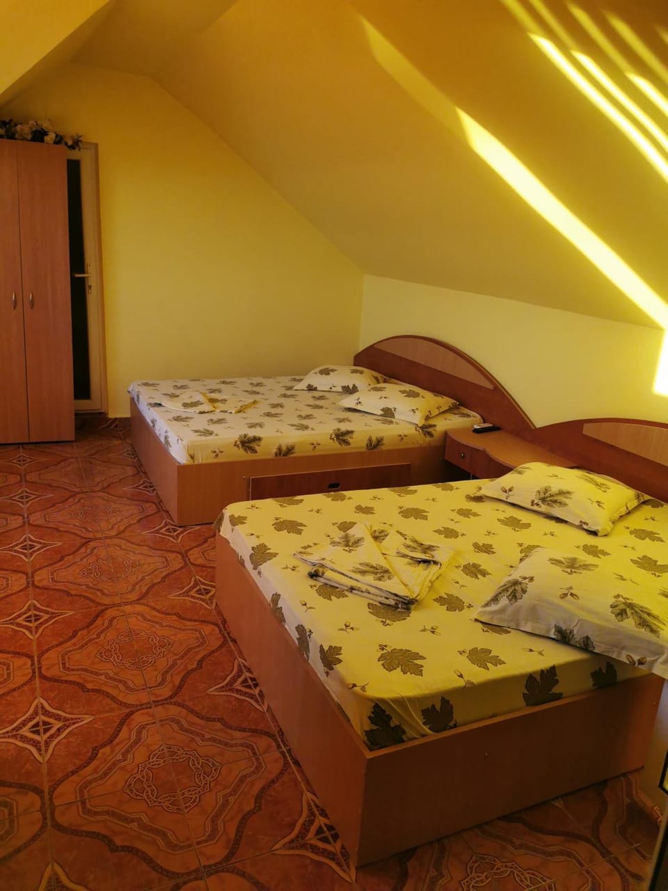 Photo of the whole room