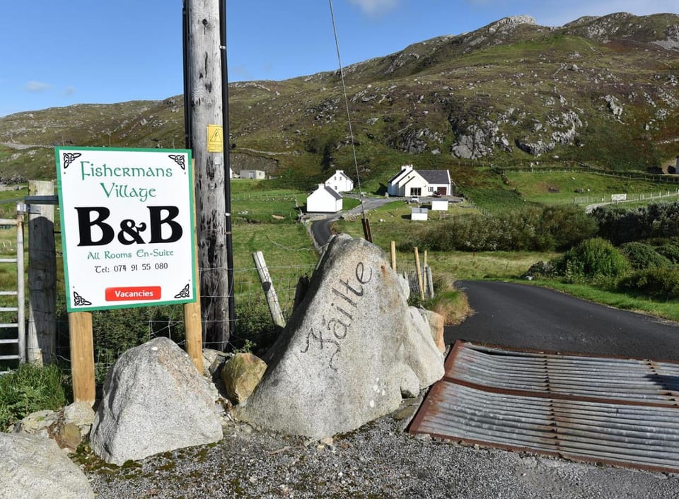 Property logo or sign, Neighbourhood, Mountain view