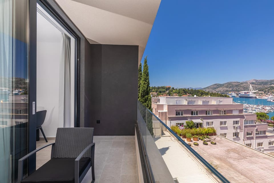 Balcony/Terrace, Seating area, Sea view