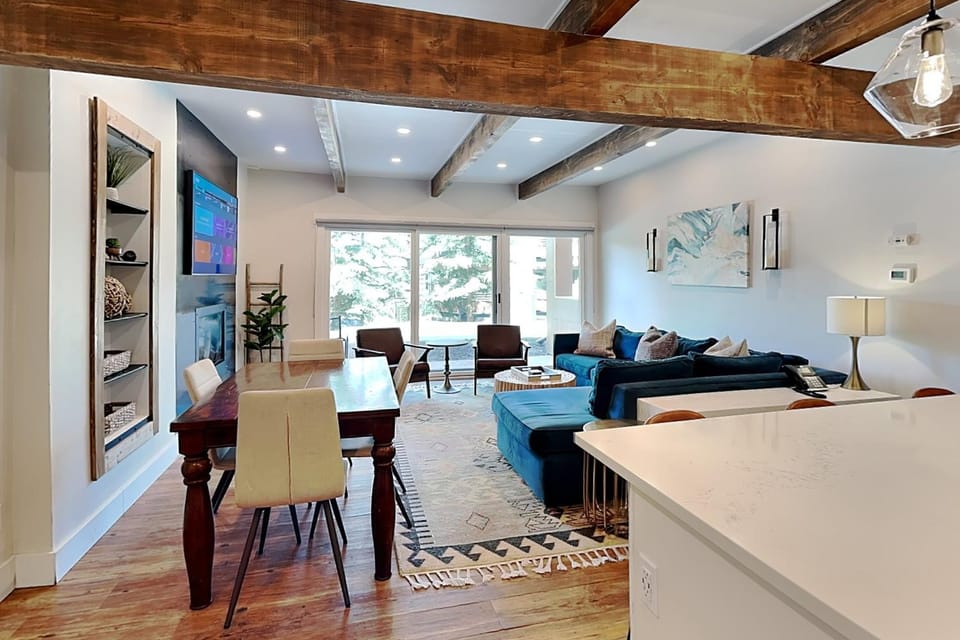 Timberline Condominiums Two Bedroom Deluxe Unit D1D Apartment hotel in Snowmass Village