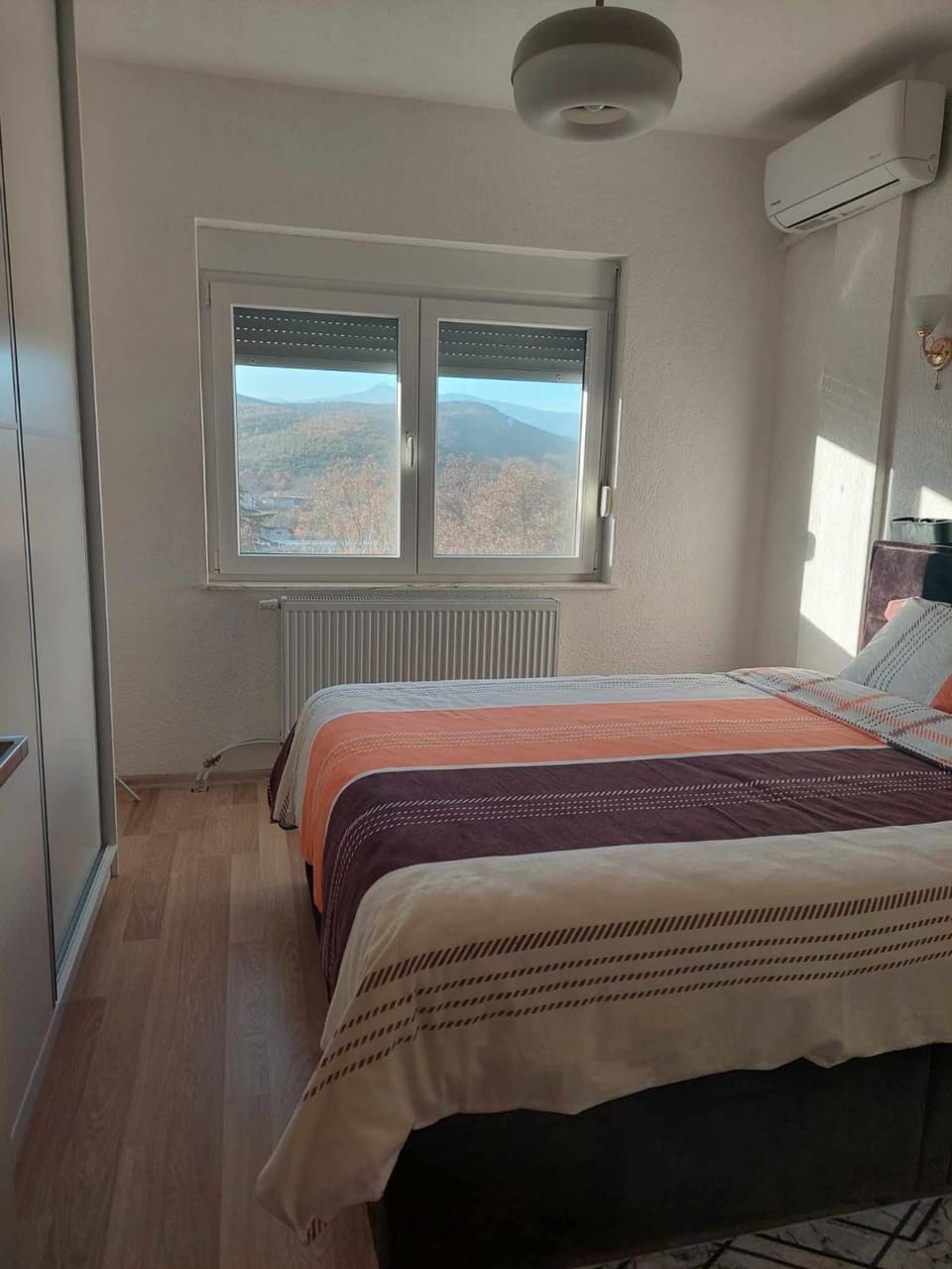 Bed, Natural landscape, Bedroom, Mountain view, internet, air conditioner