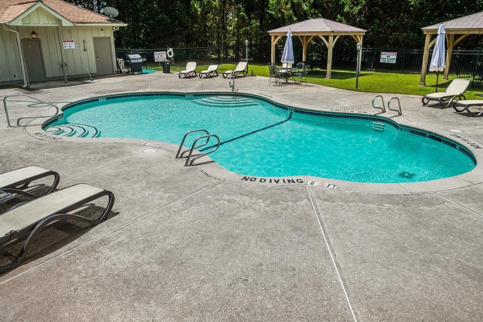 Luxury Helen Retreat | Hot Tub & Game Room House in Helen