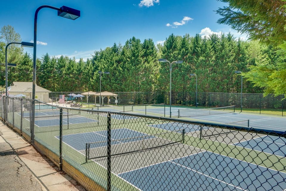 Luxury Helen Retreat | Hot Tub & Game Room House in Helen