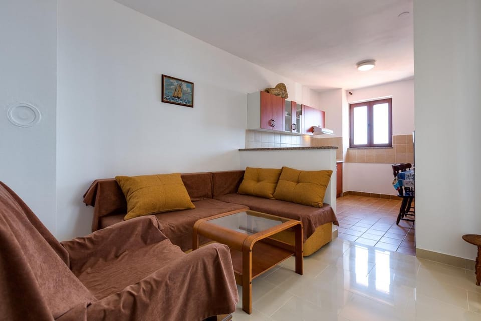 Apartments Sabina, Mali Lošinj Bed and Breakfast in Mali Losinj