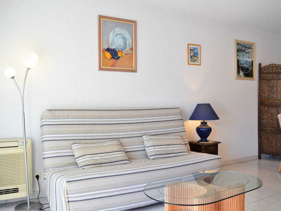 Appartement T2 climatisé avec piscine, terrasse et parking à 600m de la plage - Le Lavandou - FR-1-251-399 Apartment in Le Lavandou