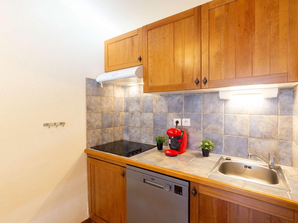 Appartement central à Saint-Lary avec piscine, sauna et parking sécurisé - FR-1-296-398 Apartment in Saint-Lary-Soulan