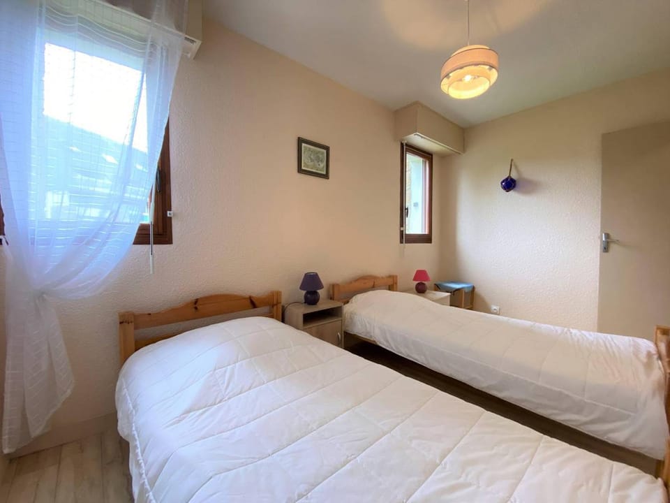 Appartement avec WIFI, parking, balcon-terrasse et ascenseur à Perros-Guirec - FR-1-368-354 Apartment in Perros-Guirec