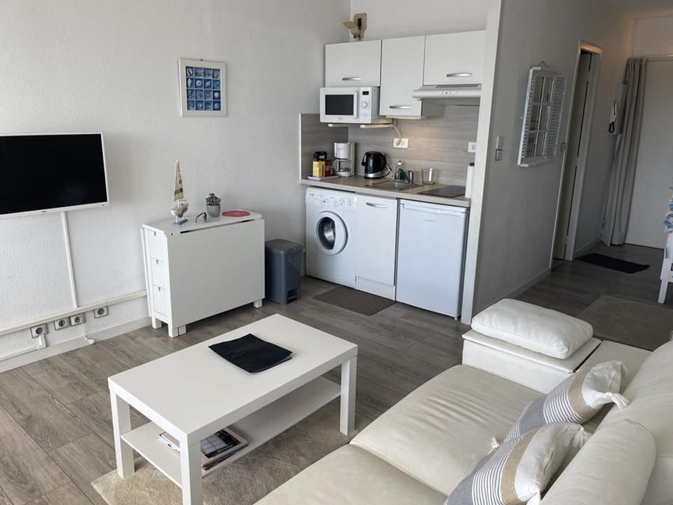 Studio cabine cosy, climatisation, vue port à Capbreton - FR-1-413-199 Cabin in Hossegor