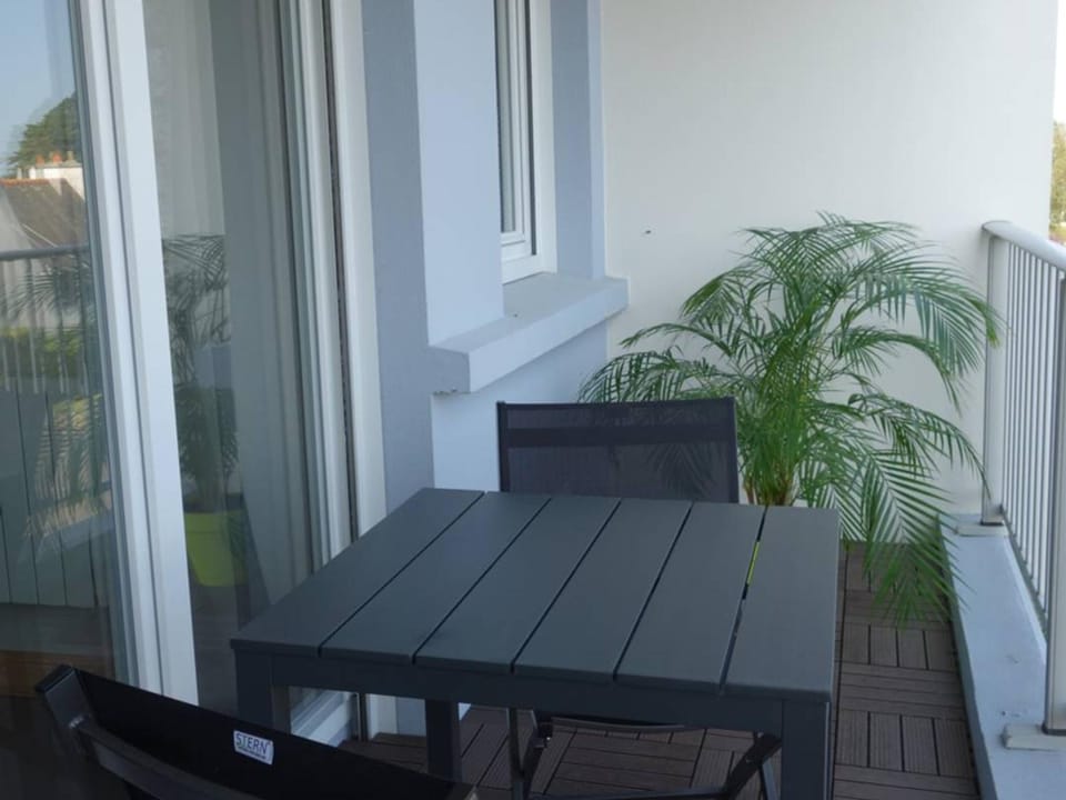 Appartement VUE MER avec balcon, WIFI et parking à Trégastel - FR-1-368-356 Apartment in Trégastel