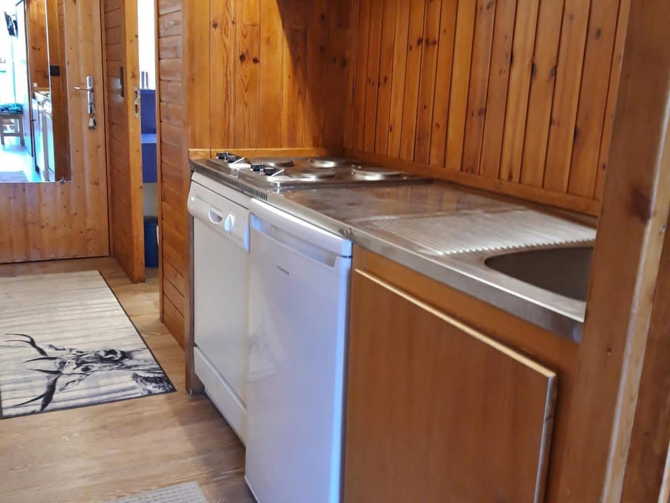 Studio lumineux au centre station avec balcon et Wifi gratuit - FR-1-346-391 Apartment in Landry