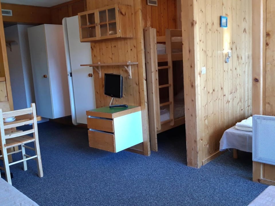 Appartement 2 pièces · Balcon · Wifi gratuit - FR-1-346-407 Apartment in Landry