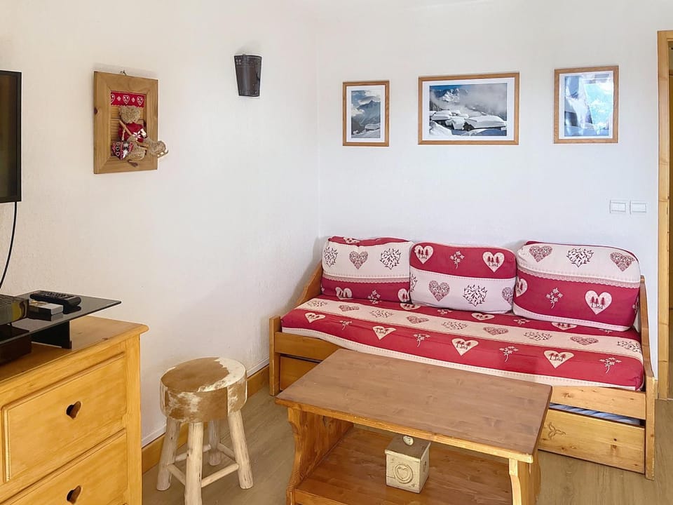 Appartement familial 200m pistes, WIFI, La Rosière - FR-1-275-133 Apartment in Montvalezan
