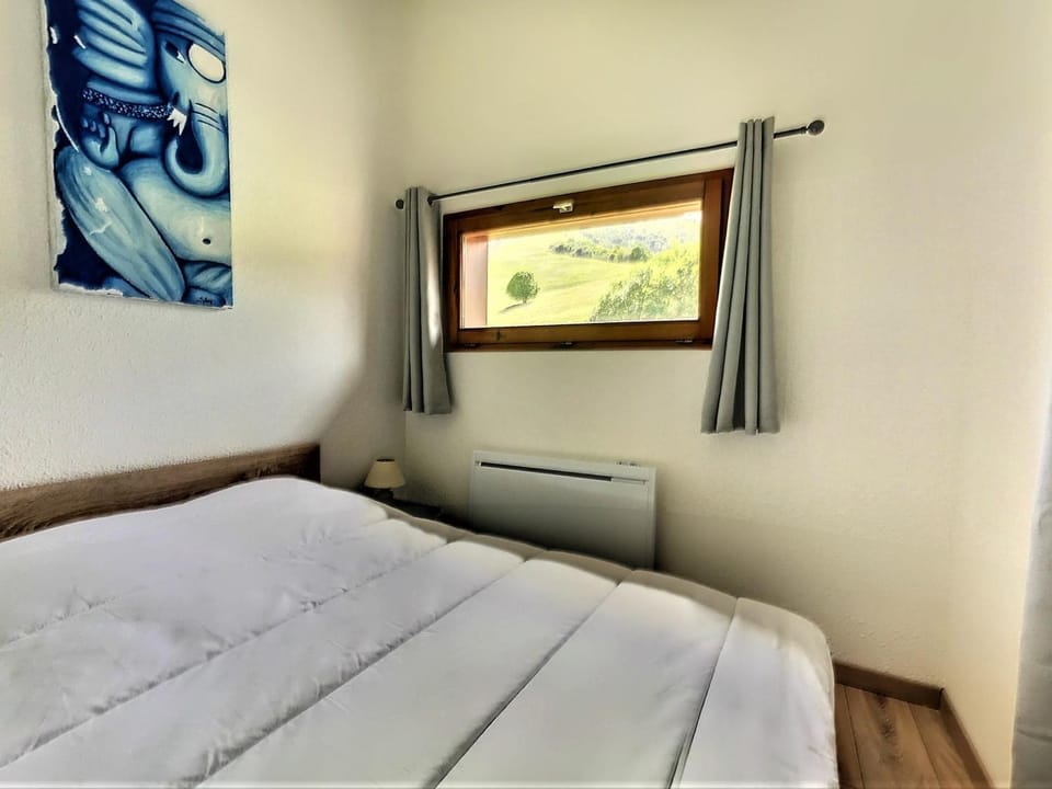 Appartement rénové duplex Skis aux pieds Balcon - FR-1-267-180 Apartment in Villarembert