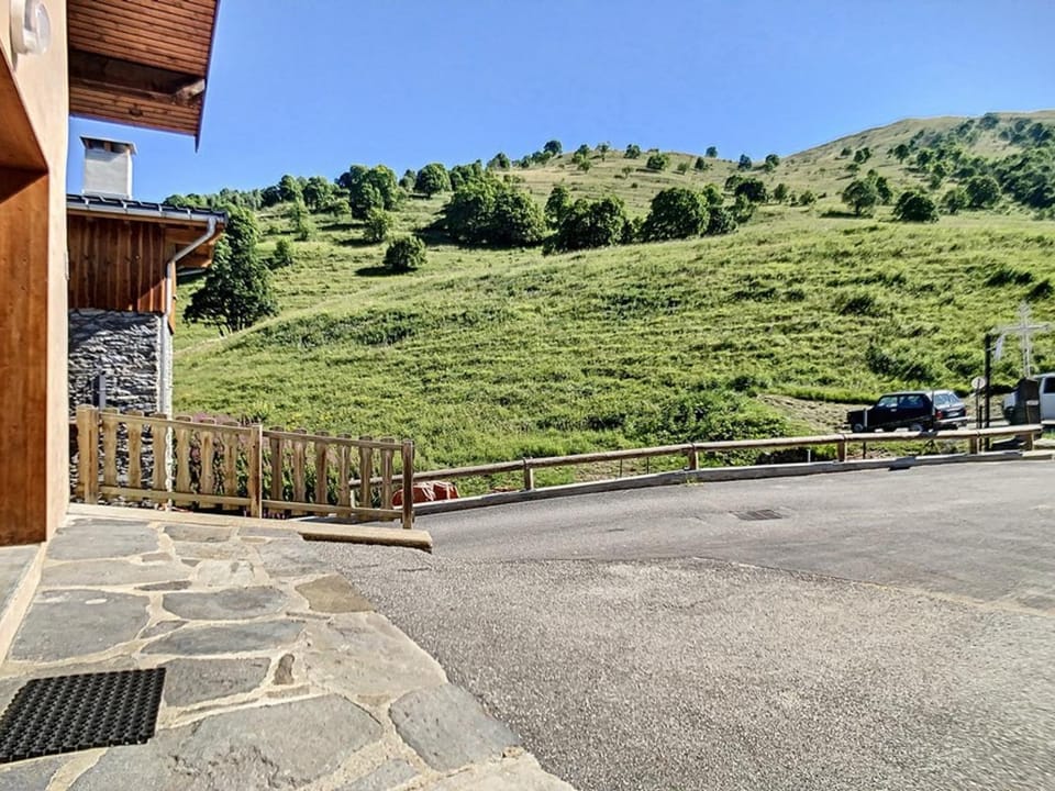 Chalet spacieux aux Granges avec sauna - FR-1-344-738 Chalet in Les Allues