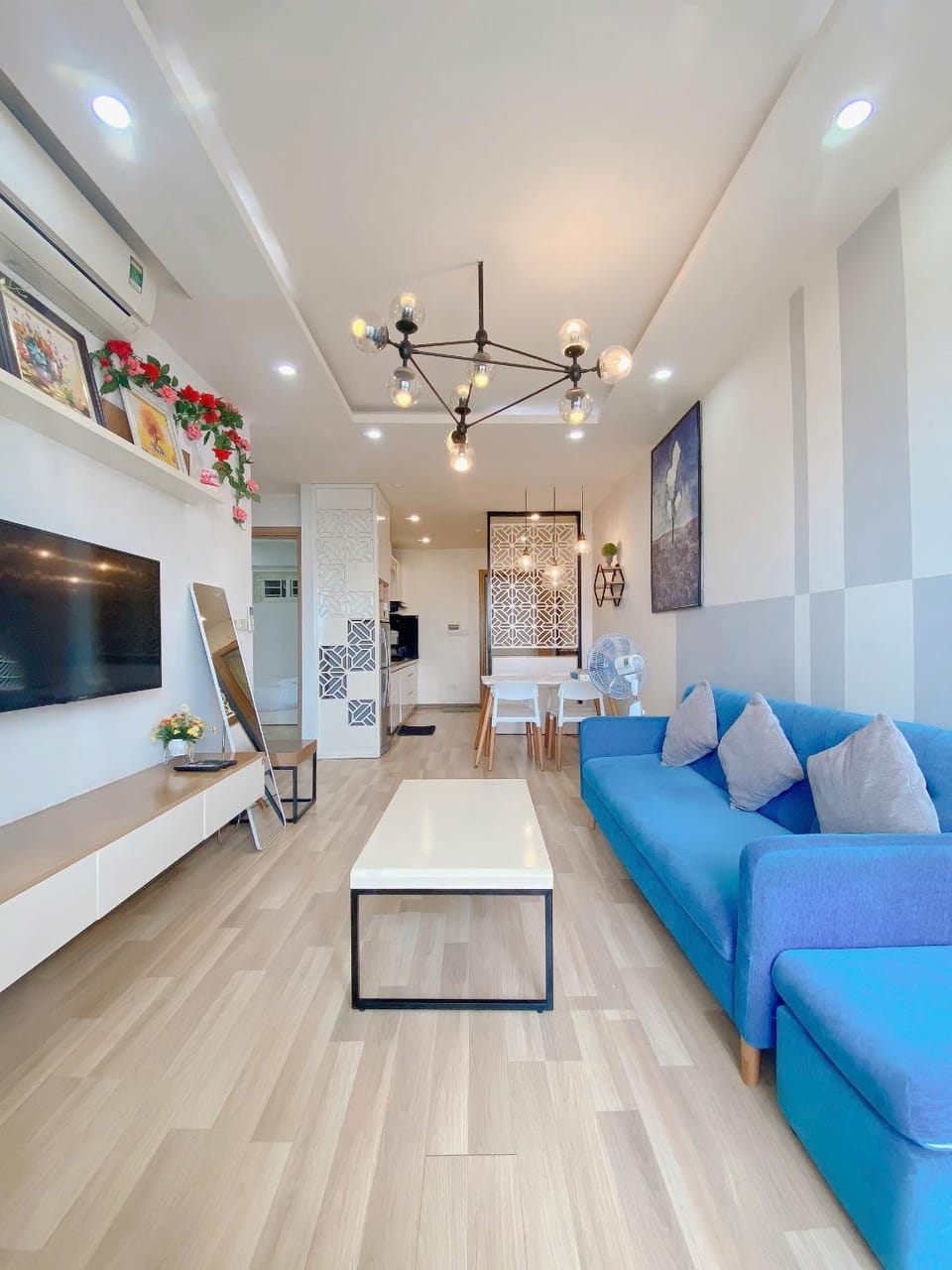TV and multimedia, Living room, Seating area