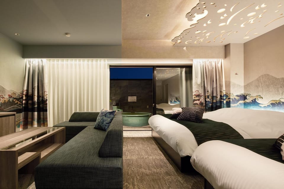 Living room, Photo of the whole room, Bedroom