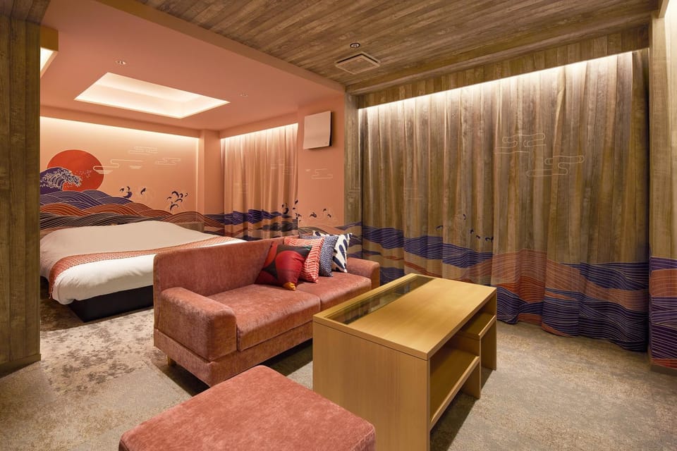 Bed, Living room