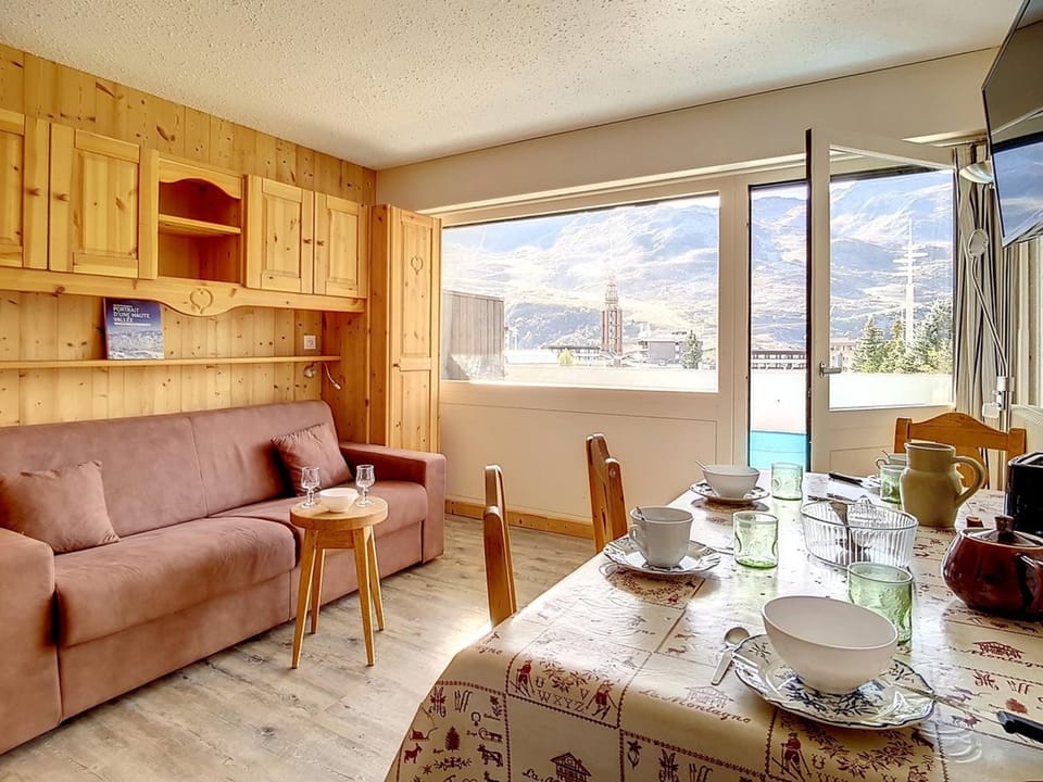 Studio rénové 4 pers, accès pistes, balcon sud - FR-1-344-953 Apartment in Les Allues
