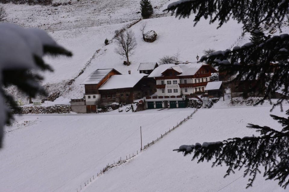 Property building, Winter