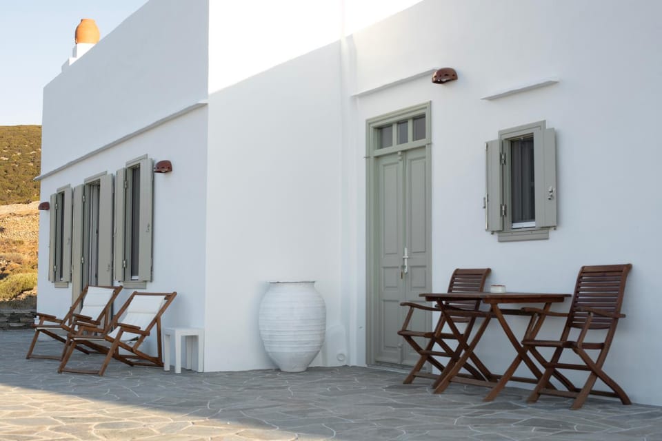 Tholos Guest House House in Milos