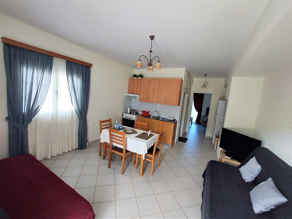 Casa Blanca (I) Apartment in Peloponnese Region