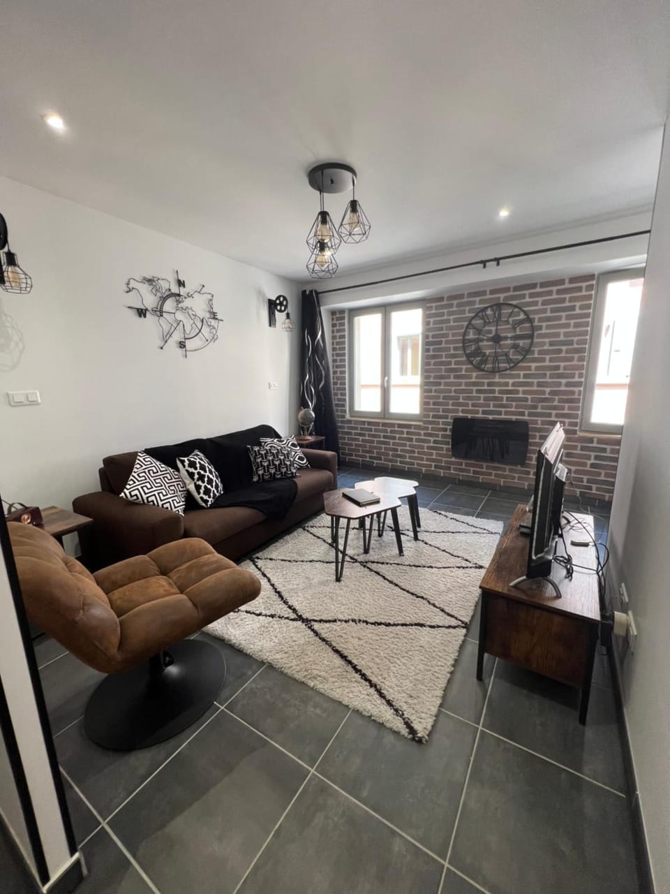 TV and multimedia, Living room, Seating area