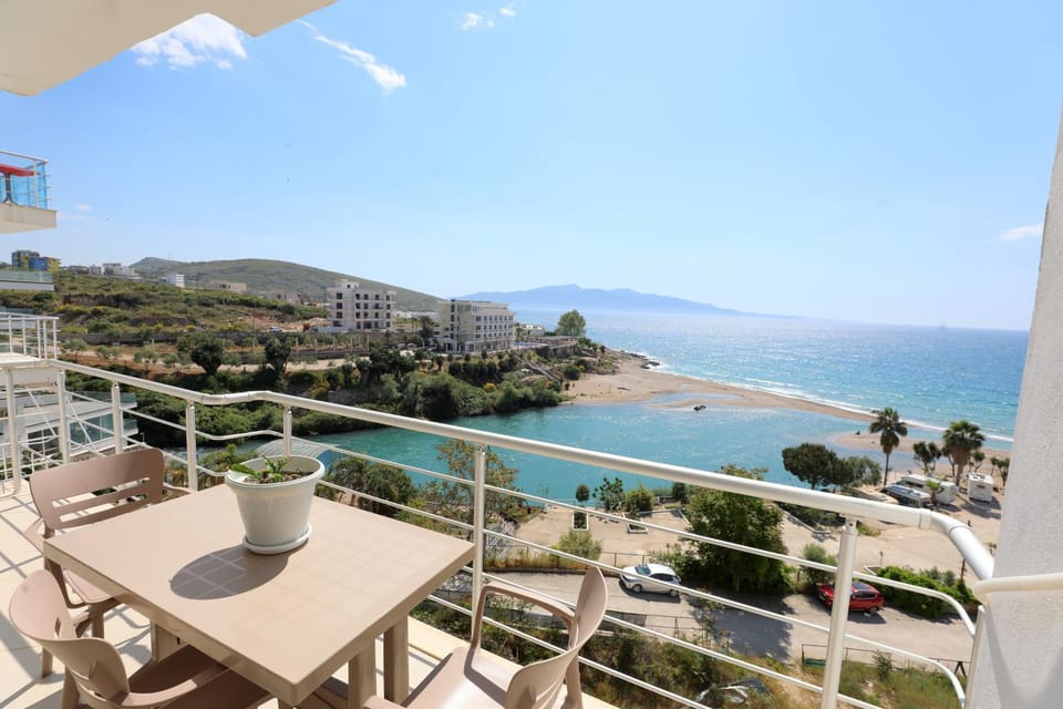 Day, River view, Sea view