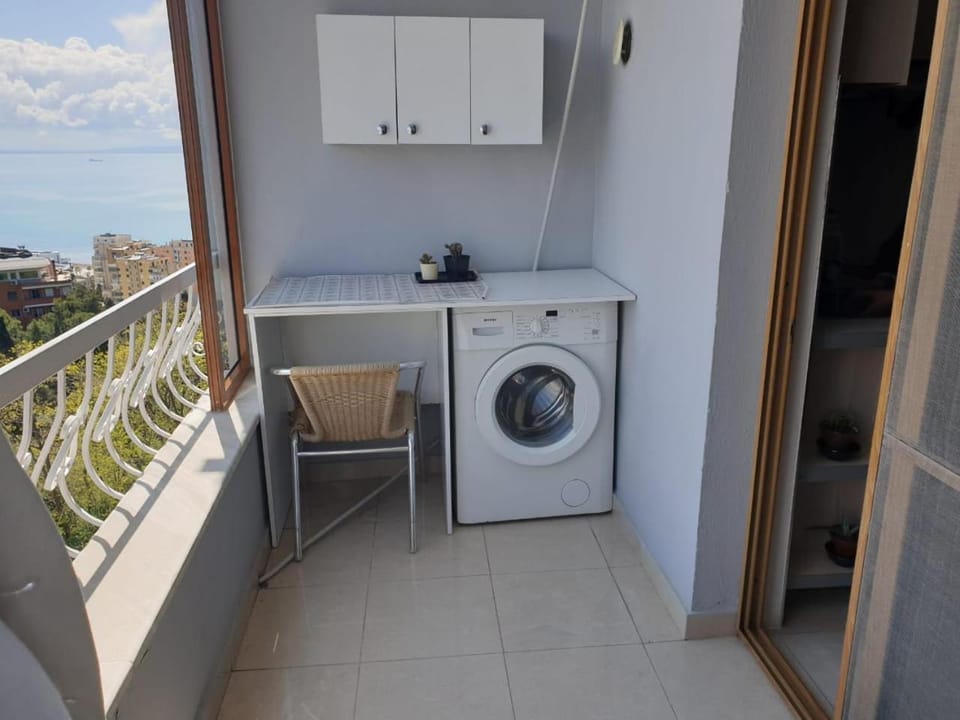 Day, View (from property/room), Balcony/Terrace, washing machine