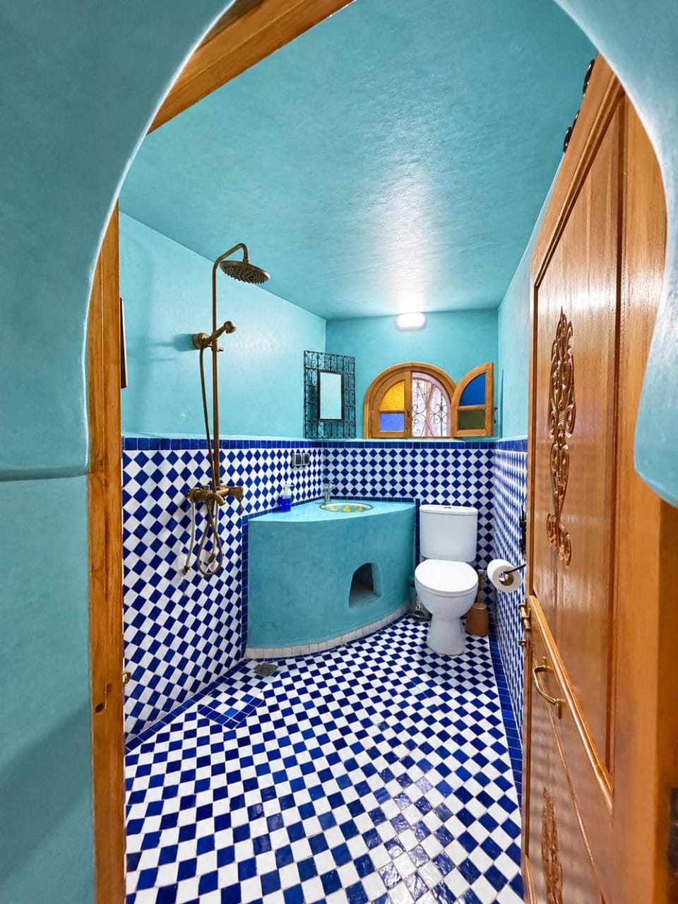 Shower, Toilet, Bathroom