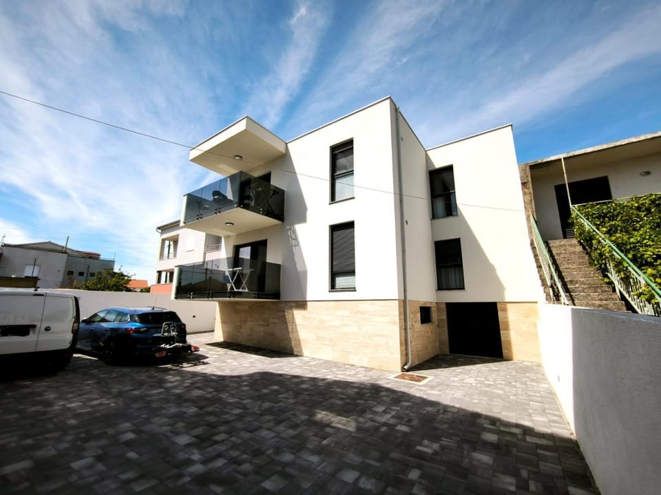 Property building, Parking