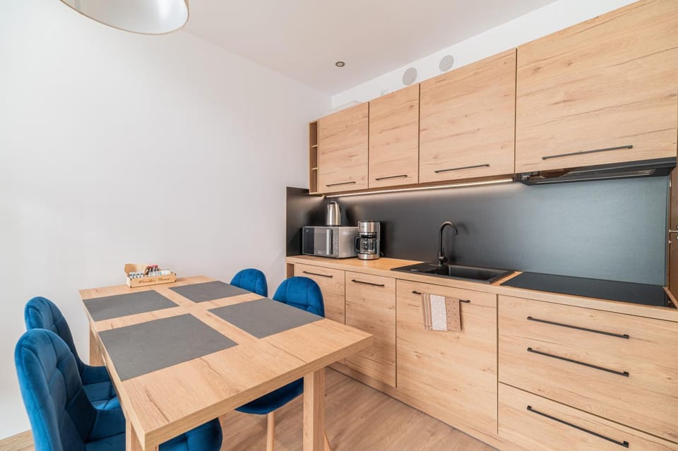 Horyzont Apartamenty-Portowa Sunshine Apartment in West Pomeranian Voivodeship, Poland
