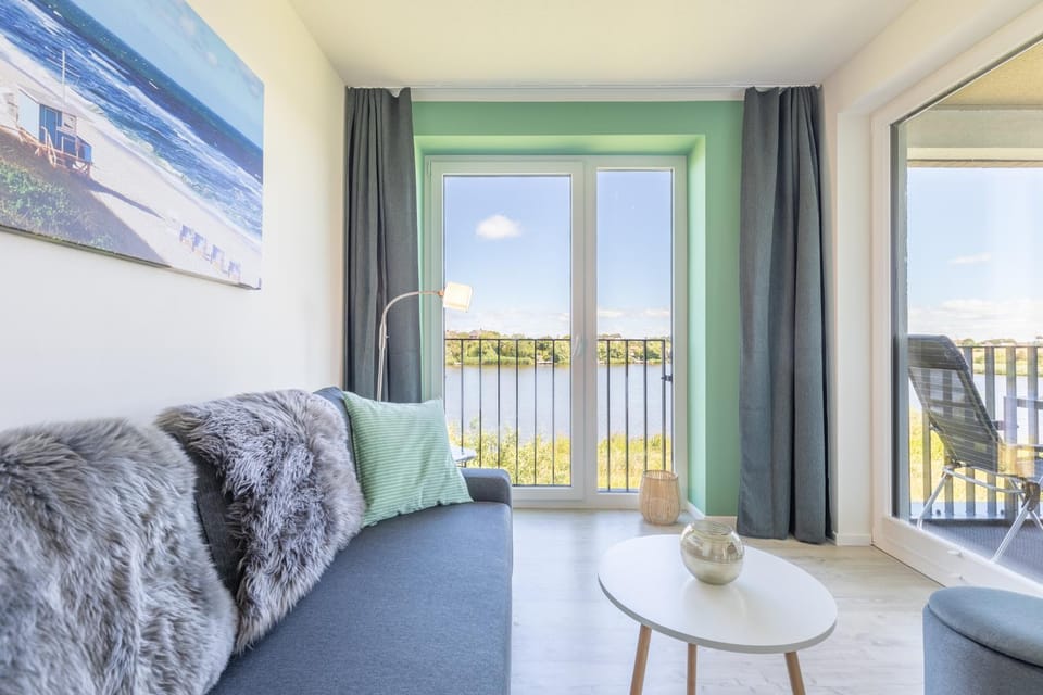 Ferienwohnung Ankerplatz No 7 mit Blick auf den See Apartment in Nordstrand