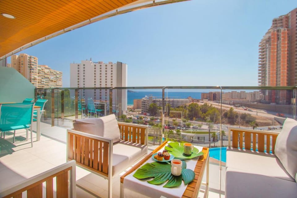 Balcony/Terrace, City view, Sea view, Street view