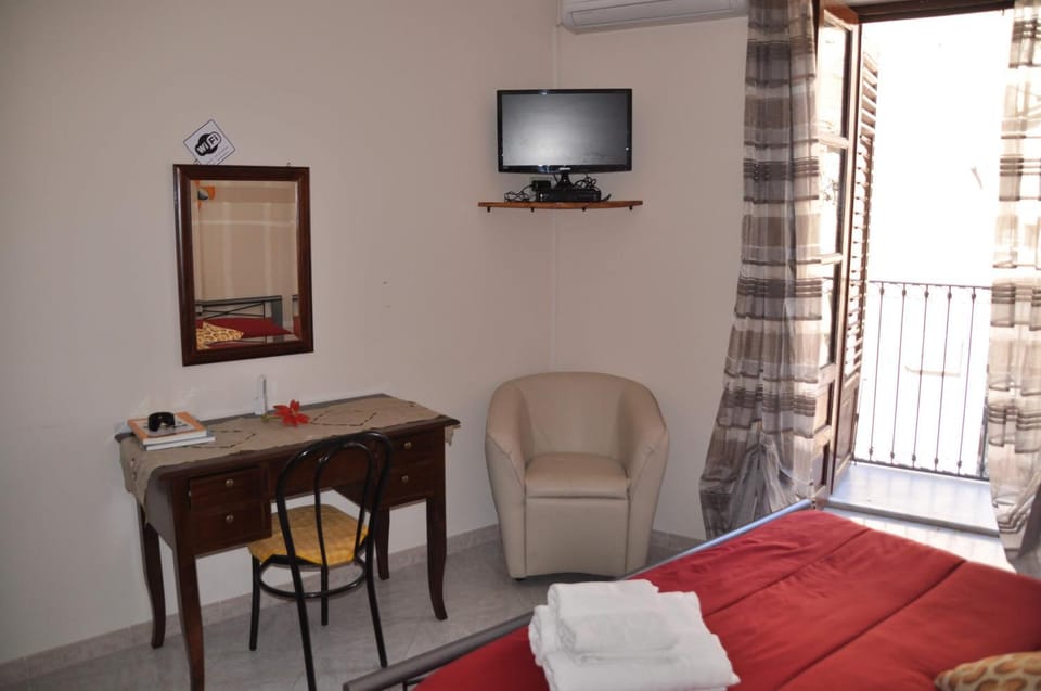 TV and multimedia, Seating area