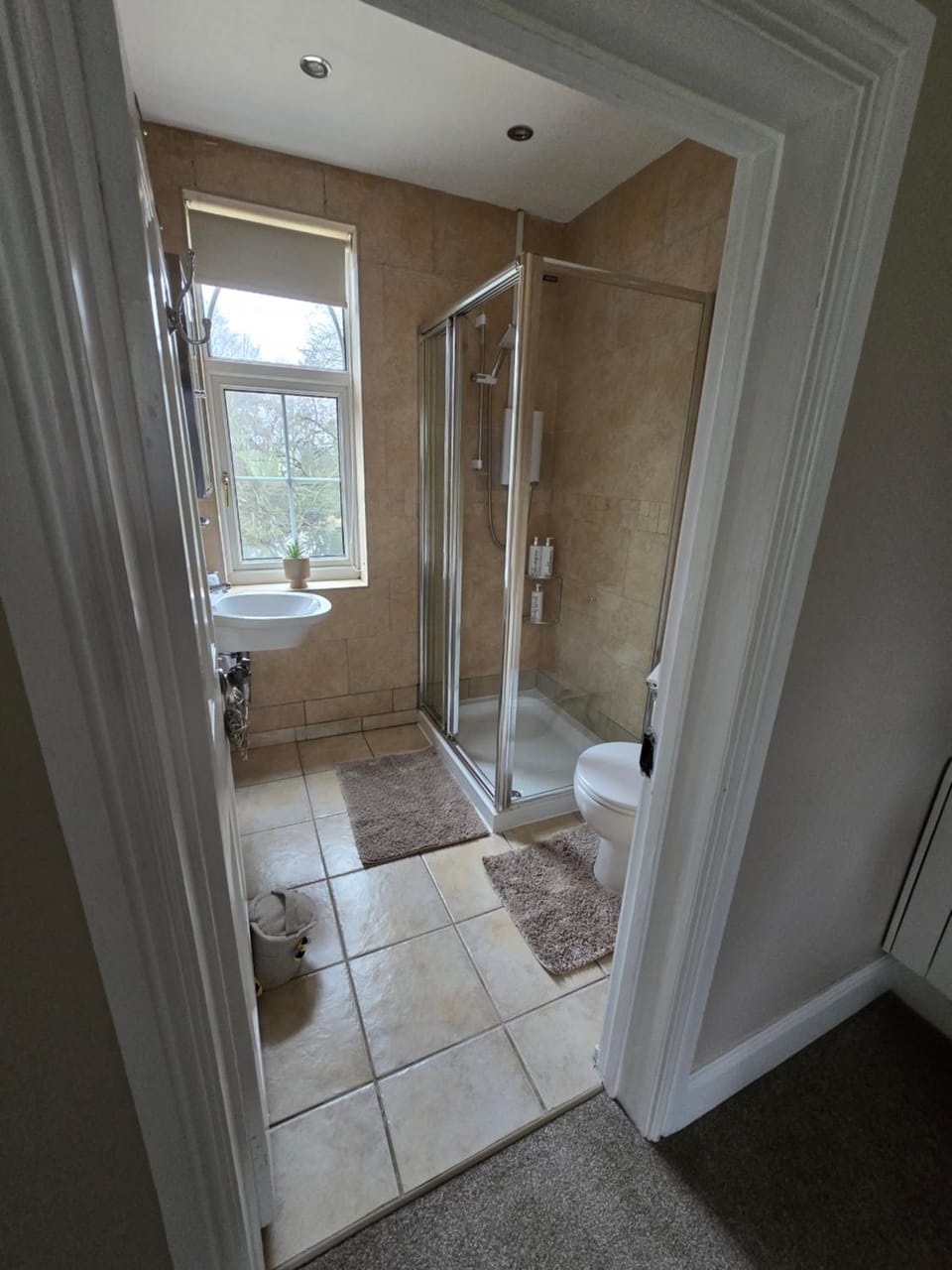 Rainworth Lodge Bed and Breakfast in Newark and Sherwood District