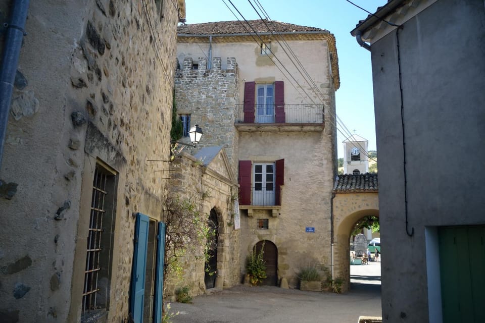 Château de Rosans Bed and Breakfast in Provence-Alpes-Côte d'Azur