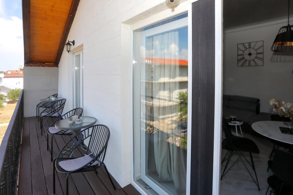 Apartments Monika near the sea with private parking Apartment in Šibenik-Knin County, Croatia