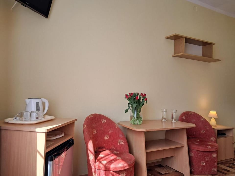 TV and multimedia, Seating area