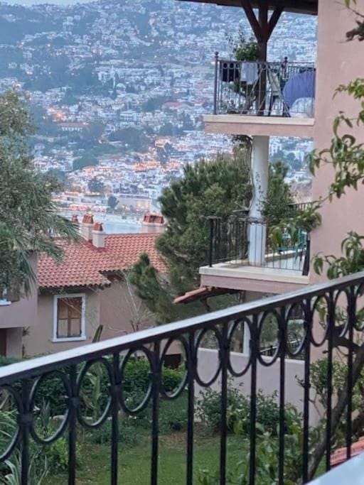 Property building, Day, Natural landscape, View (from property/room), Balcony/Terrace, City view, Mountain view