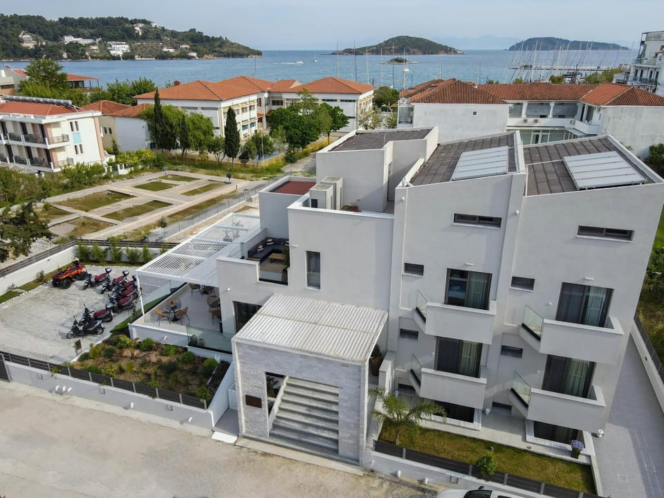 Niso Skiathos Apartment in Skiathos